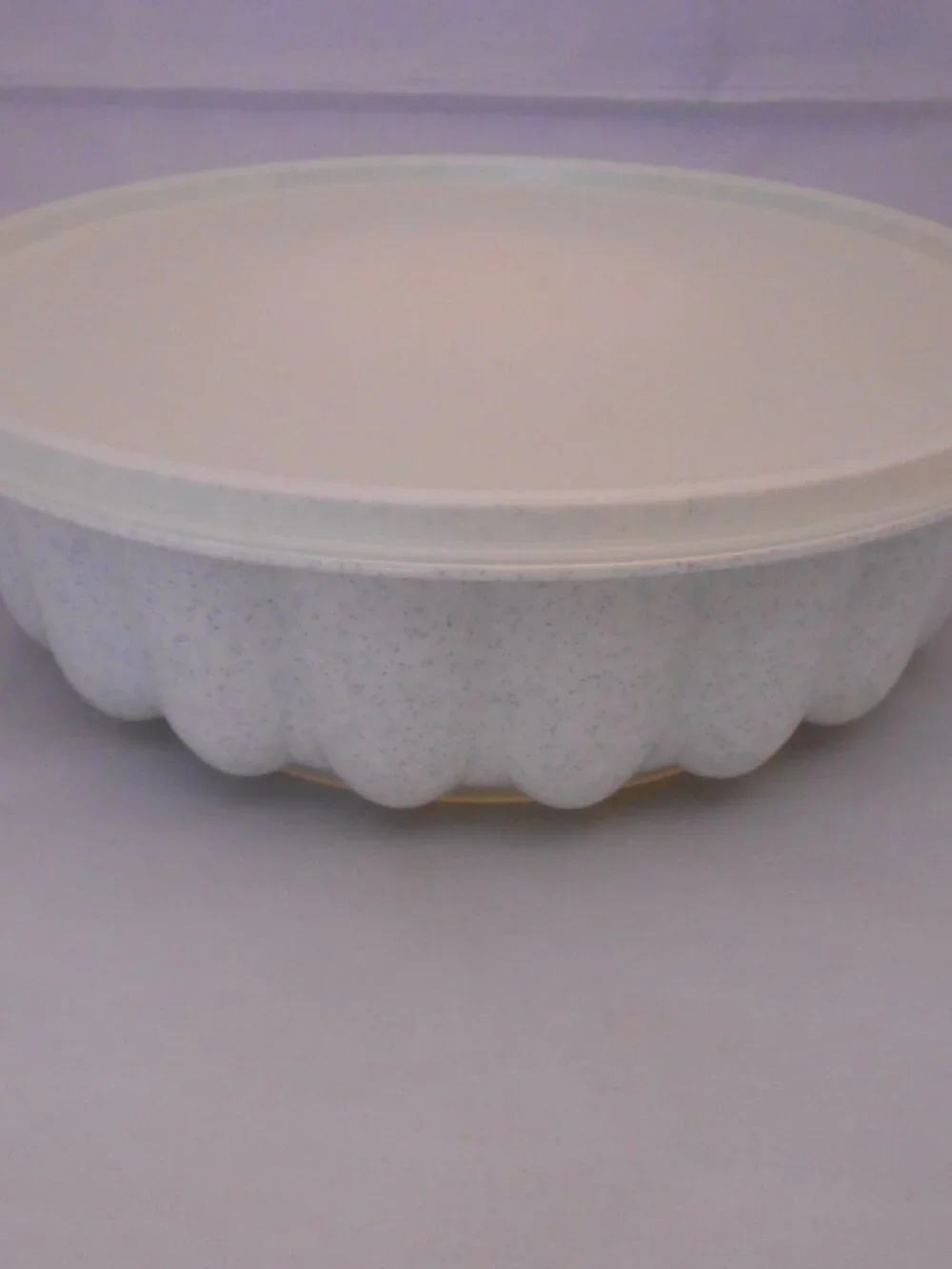 Tupperware Speckled Gray Bundt Cake Pan/Jello Mold, 3 Piece Set, Baking, Storage